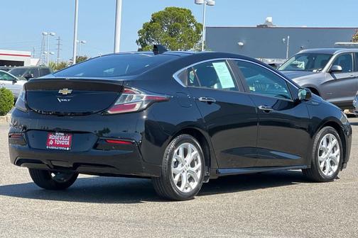 Mosaic Black Metallic 2017 Chevrolet Volt Premier