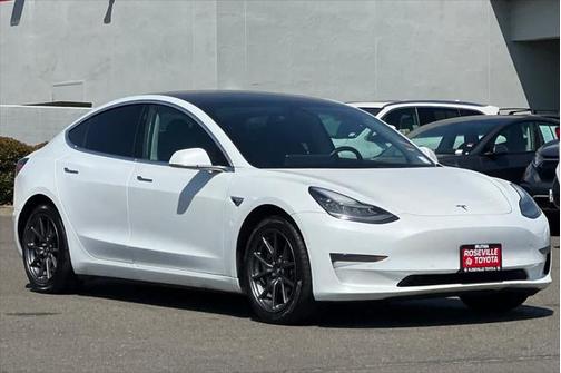 2020 Tesla Model 3 Standard Range