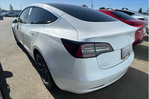 2020 Tesla Model 3 Standard Range