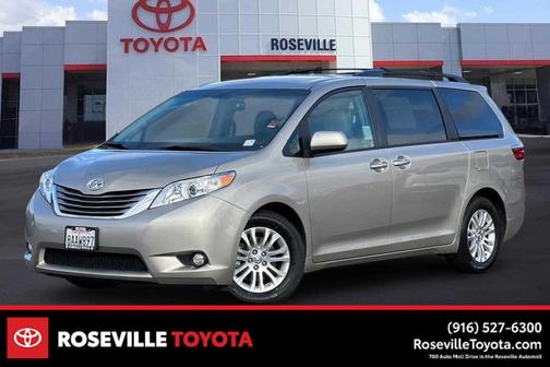 2017 Toyota Sienna XLE Premium
