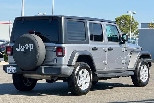 Billet Silver Metallic Clearcoat 2019 Jeep Wrangler Unlimited Sport