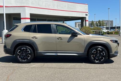 Zircon Sand Metallic 2023 Mazda CX-50 2.5 Turbo Meridian Edition
