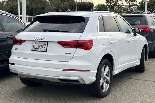 2021 Audi Q3 40 Premium