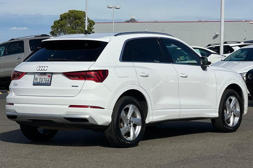 2021 Audi Q3 40 Premium