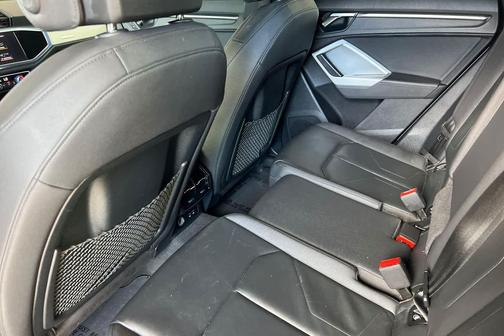 2021 Audi Q3 40 Premium