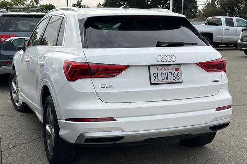 2021 Audi Q3 40 Premium