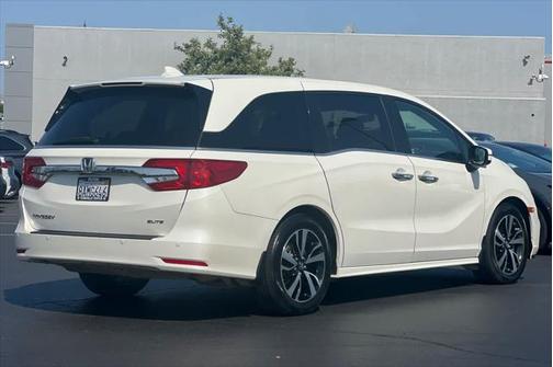 2018 Honda Odyssey Elite
