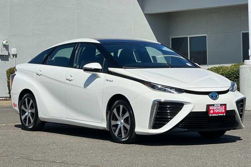 2018 Toyota Mirai Base