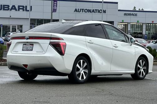 2018 Toyota Mirai Base