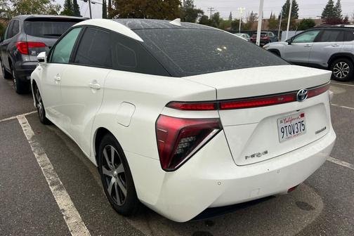 2018 Toyota Mirai Base