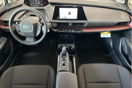 2025 Toyota Prius L