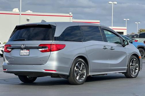 2022 Honda Odyssey Elite