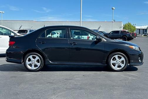 Black Sand Pearl 2011 Toyota Corolla S
