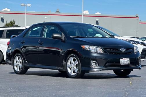 Black Sand Pearl 2011 Toyota Corolla S