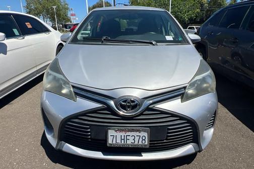 Classic Silver Metallic 2015 Toyota Yaris L