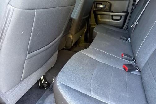 2021 RAM 1500 Classic Warlock Quad Cab 4x4 6'4' Box