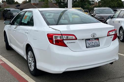 2014 Toyota Camry LE