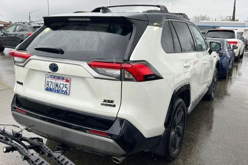 2021 Toyota RAV4 Hybrid SE
