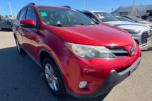 Barcelona Red Metallic 2015 Toyota RAV4 XLE
