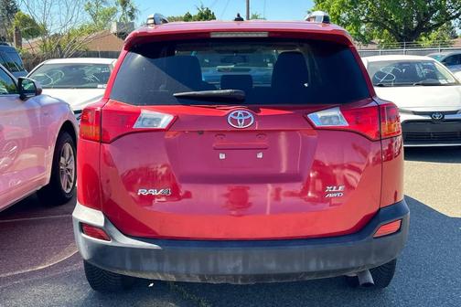Barcelona Red Metallic 2015 Toyota RAV4 XLE
