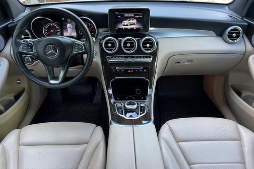 2018 Mercedes-Benz GLC 300 4MATIC