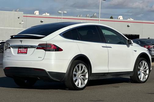2016 Tesla Model X 90D