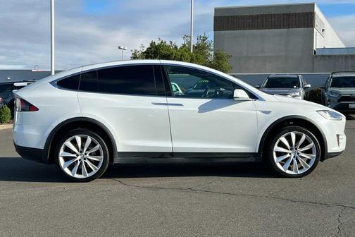 2016 Tesla Model X 90D
