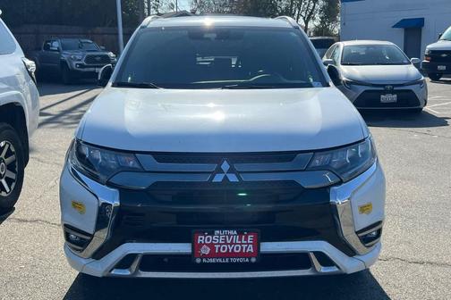 2022 Mitsubishi Outlander PHEV GT