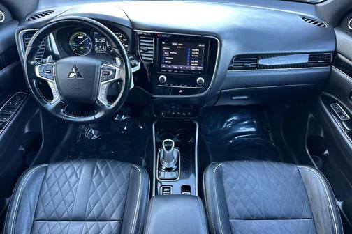 2022 Mitsubishi Outlander PHEV GT