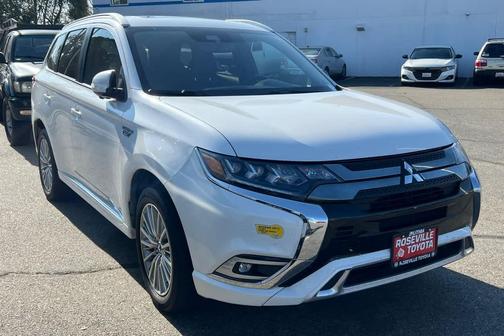 2022 Mitsubishi Outlander PHEV GT