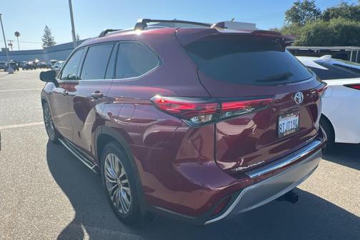 Ruby Flare Pearl 2020 Toyota Highlander Platinum