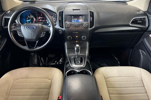 2016 Ford Edge SE