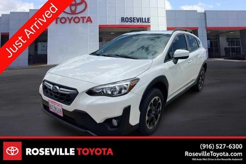 Crystal White Pearl 2022 Subaru Crosstrek Premium