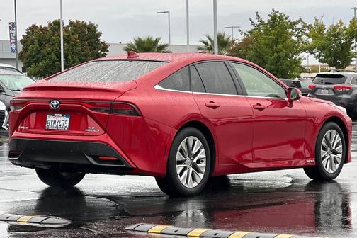 2021 Toyota Mirai Base