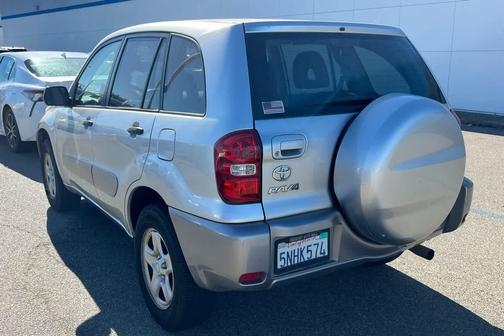 Titanium Metallic 2005 Toyota RAV4 Base