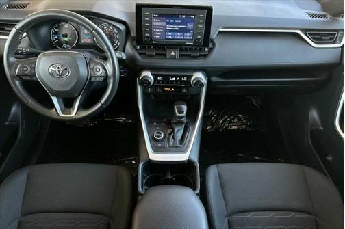 2022 Toyota RAV4 Hybrid SE