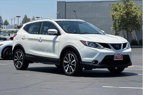 2017 Nissan Rogue Sport SL