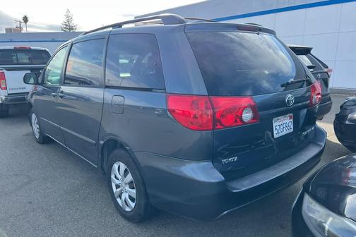 2007 Toyota Sienna LE
