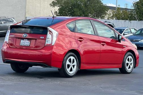 2012 Toyota Prius Two