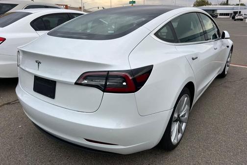 2018 Tesla Model 3 Mid Range