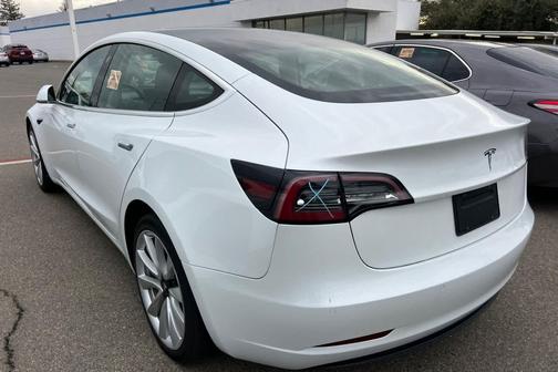 2018 Tesla Model 3 Mid Range