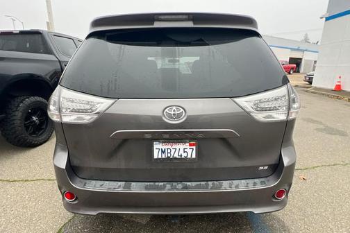 2015 Toyota Sienna SE
