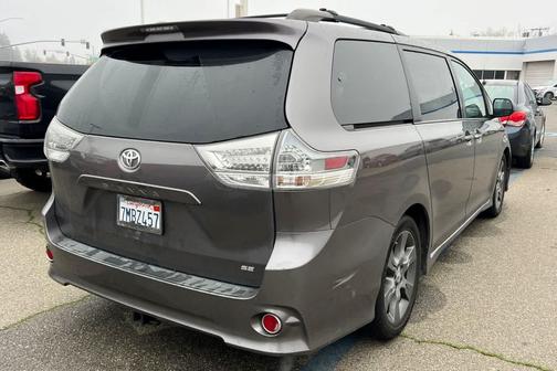 2015 Toyota Sienna SE