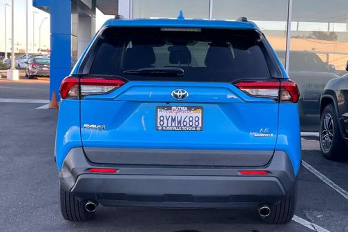 2021 Toyota RAV4 Hybrid LE