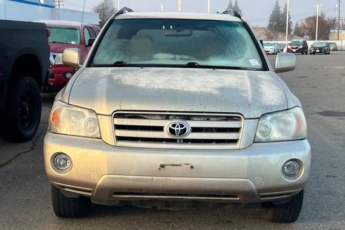 2004 Toyota Highlander Base