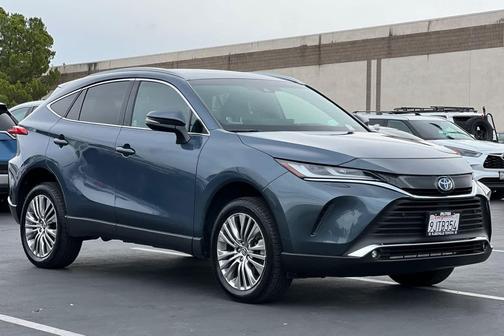 2024 Toyota Venza XLE