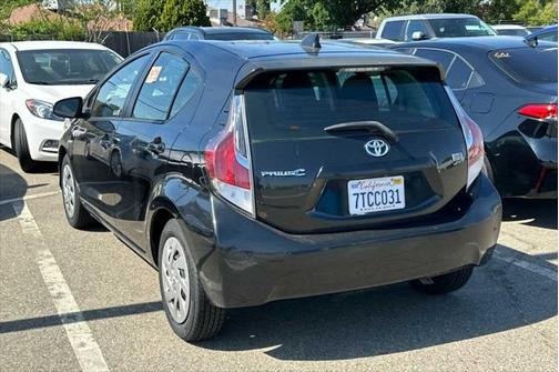 2016 Toyota Prius c Two