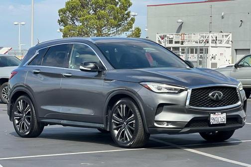 2021 INFINITI QX50 LUXE