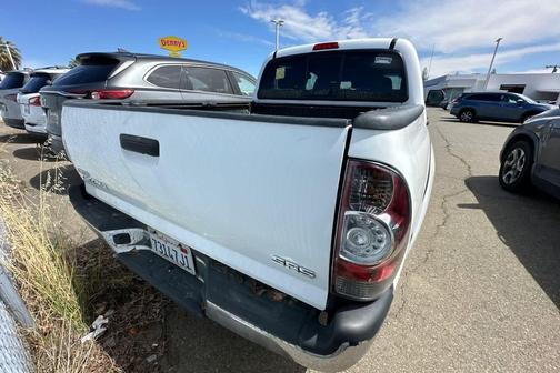 Super White 2013 Toyota Tacoma Base