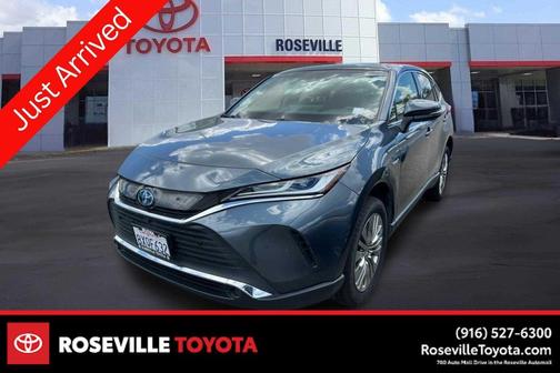 Coastal Gray Metallic 2021 Toyota Venza Limited